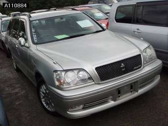 2003 Toyota Crown Estate Pictures