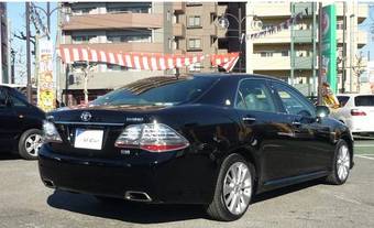 2009 Toyota Crown Hybrid Pictures