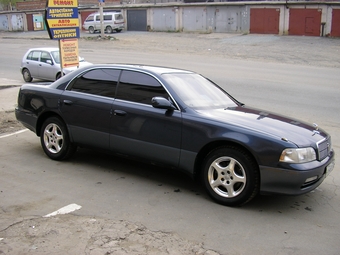 1995 Toyota Crown Majesta