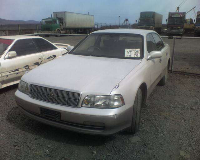 1995 Toyota Crown Majesta