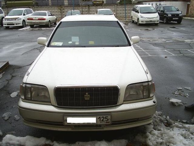 1995 Toyota Crown Majesta