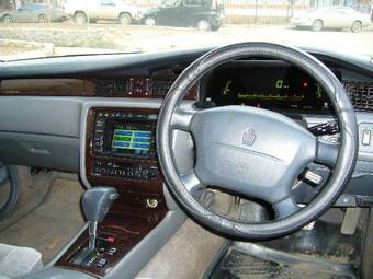Toyota Crown Majesta