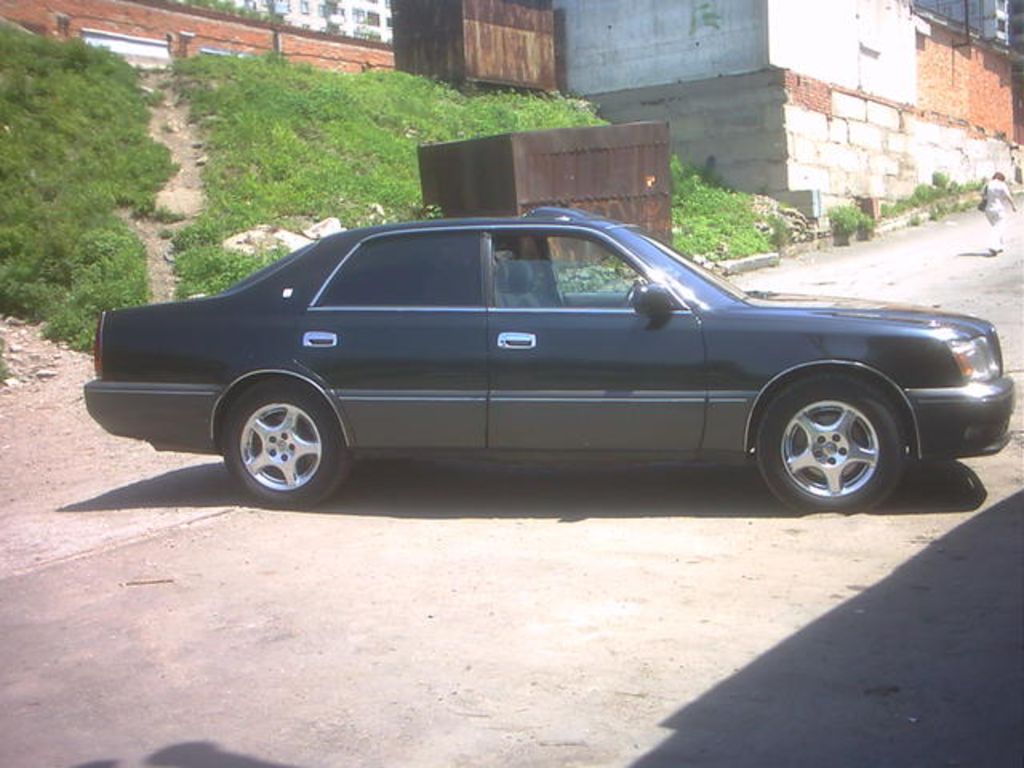 1996 Toyota Crown Majesta