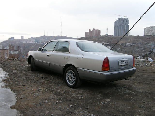 1996 Toyota Crown Majesta