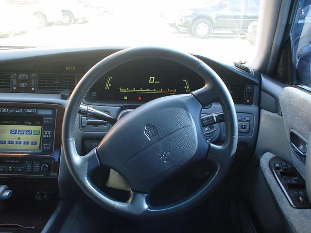 1996 Toyota Crown Majesta