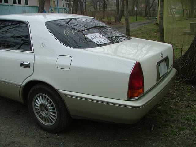 1997 Toyota Crown Majesta