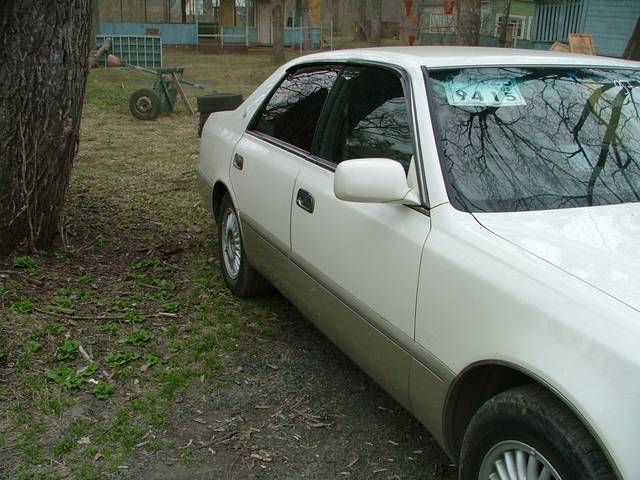 1997 Toyota Crown Majesta