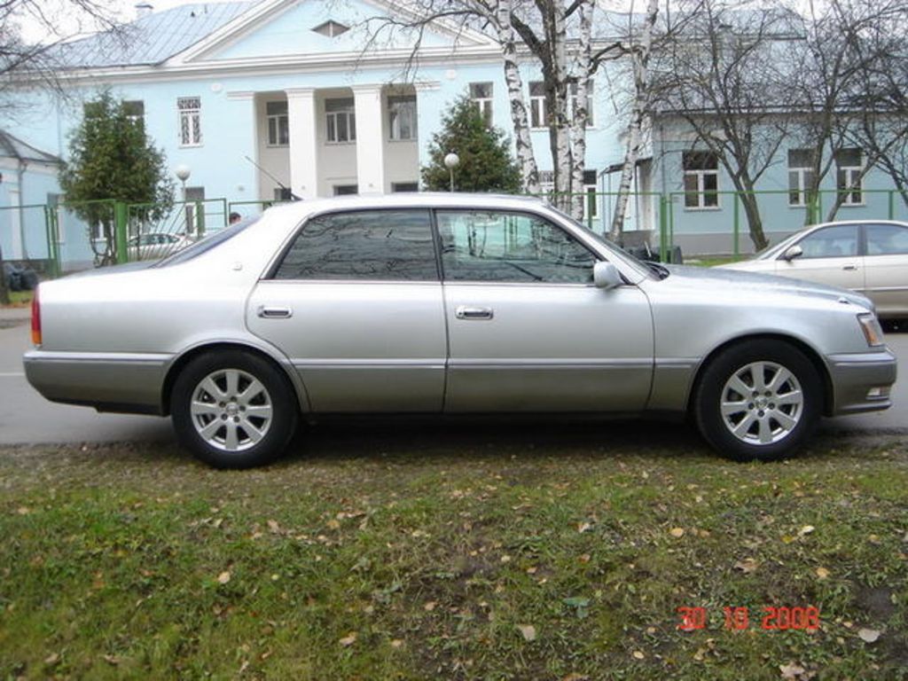 1997 Toyota Crown Majesta