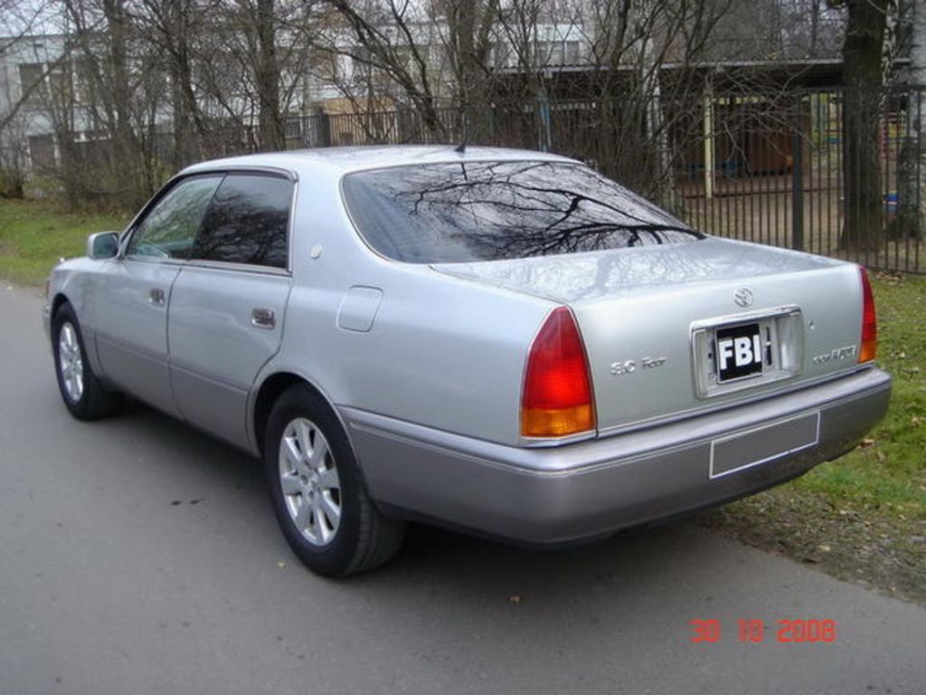 1997 Toyota Crown Majesta