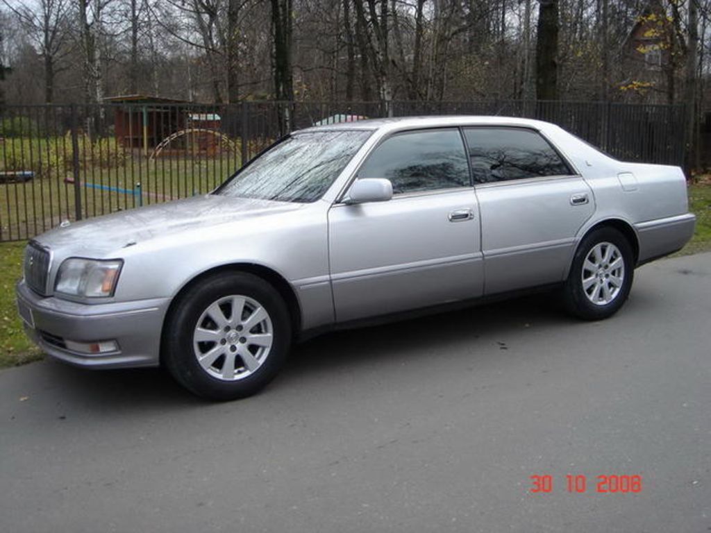 1997 Toyota Crown Majesta