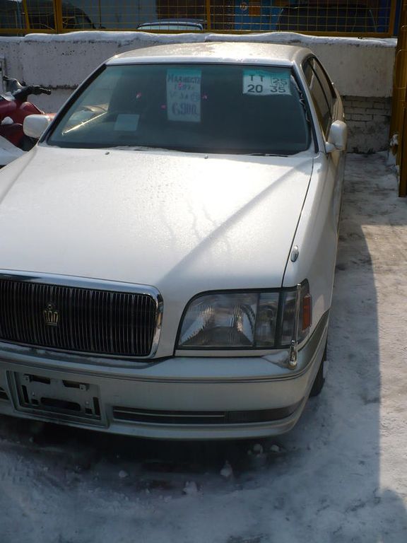 1997 Toyota Crown Majesta