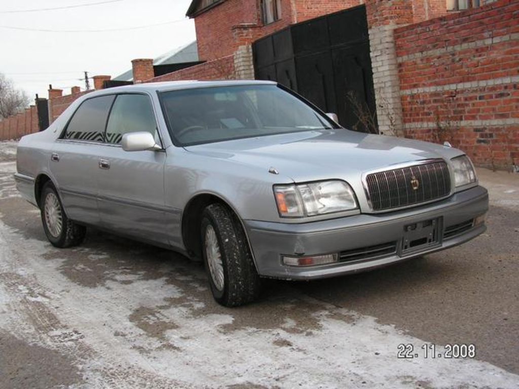 1997 Toyota Crown Majesta
