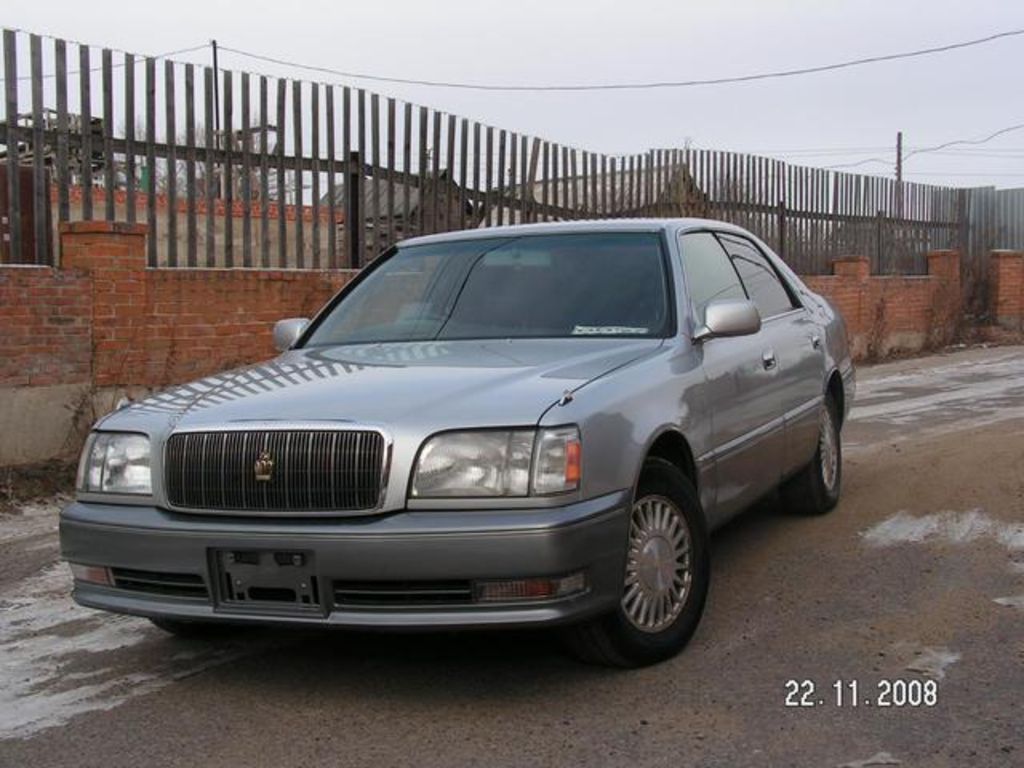 1997 Toyota Crown Majesta