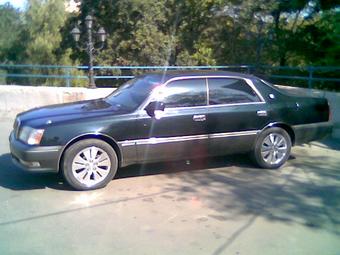 1997 Toyota Crown Majesta