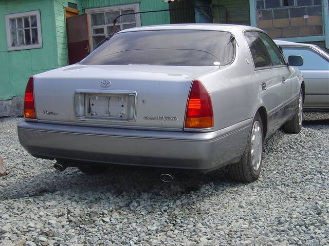 1998 Toyota Crown Majesta