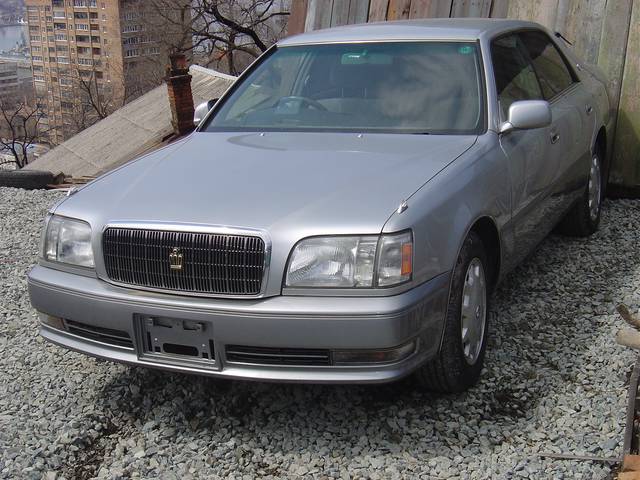 1998 Toyota Crown Majesta