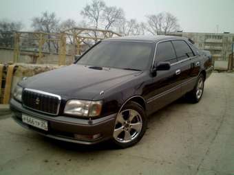 1998 Toyota Crown Majesta