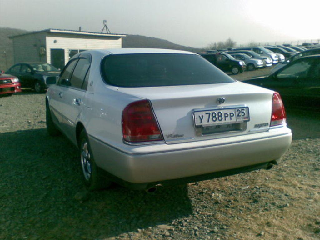 1998 Toyota Crown Majesta