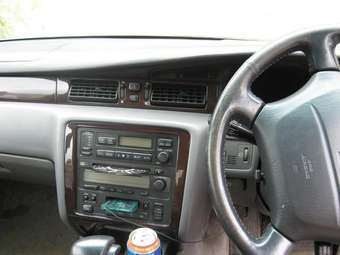 1999 Toyota Crown Majesta