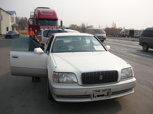 1999 Toyota Crown Majesta