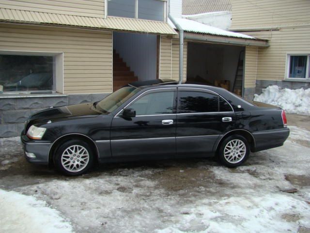 1999 Toyota Crown Majesta