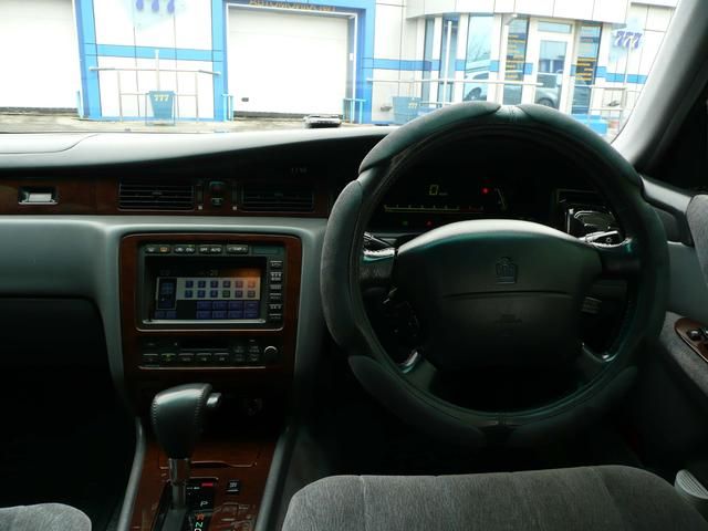 1999 Toyota Crown Majesta