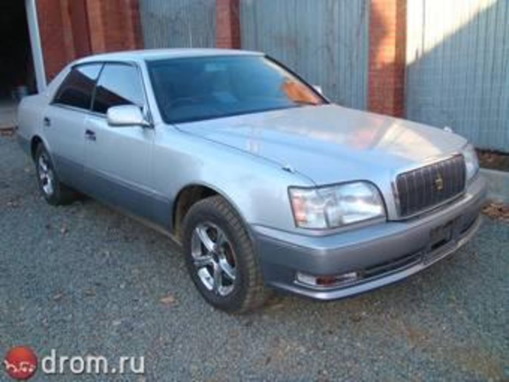 1999 Toyota Crown Majesta