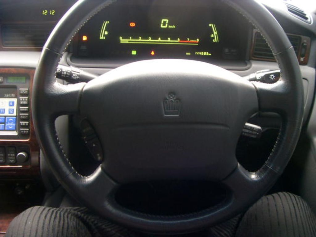 1999 Toyota Crown Majesta