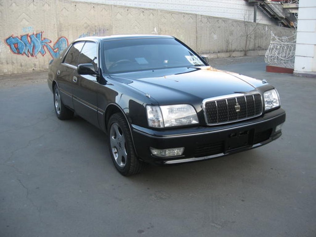 1999 Toyota Crown Majesta