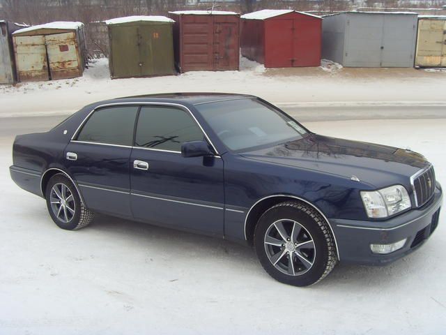 1999 Toyota Crown Majesta