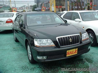 2000 Toyota Crown Majesta