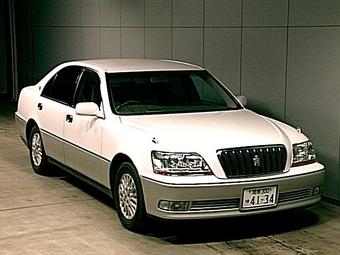 2000 Toyota Crown Majesta