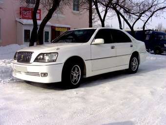 2000 Toyota Crown Majesta