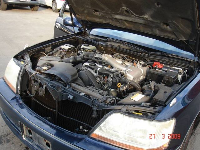 2000 Toyota Crown Majesta