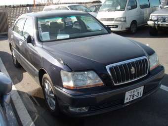 2000 Toyota Crown Majesta