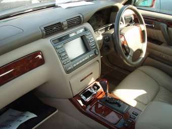 Toyota Crown Majesta