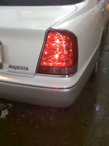 2001 Toyota Crown Majesta