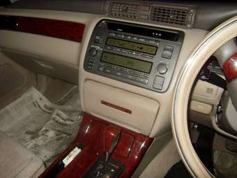 Toyota Crown Majesta