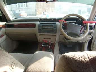 Toyota Crown Majesta
