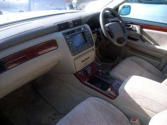 2001 Toyota Crown Majesta Photos