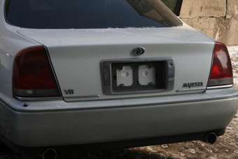 2001 Toyota Crown Majesta Photos