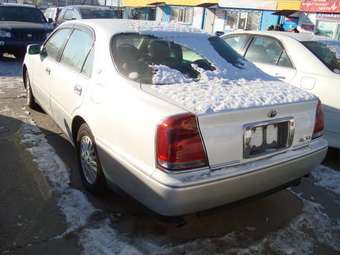 2001 Toyota Crown Majesta Photos