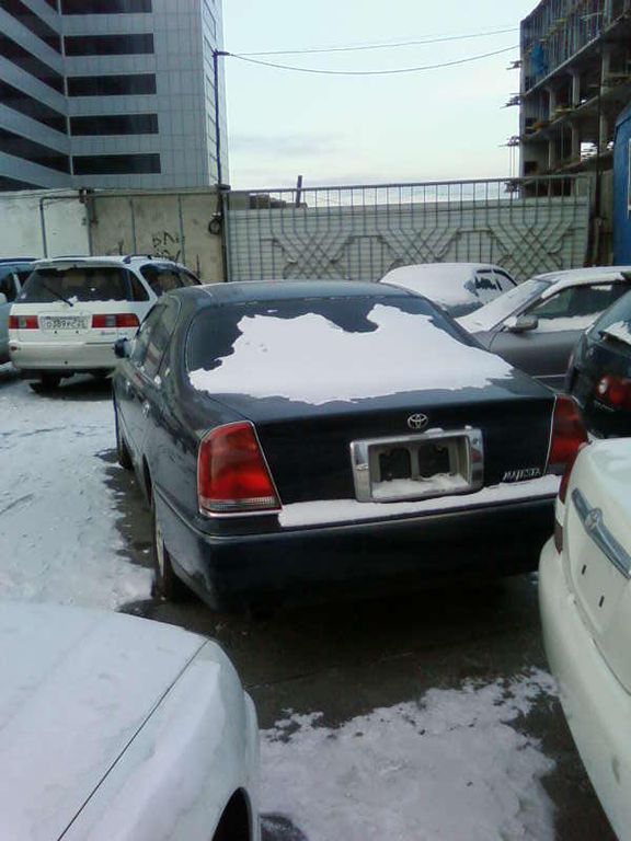 2003 Toyota Crown Majesta