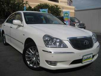 2004 Toyota Crown Majesta