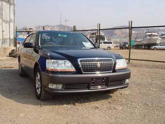 2004 Toyota Crown Majesta Photos