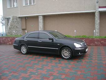 2004 Toyota Crown Majesta Pics