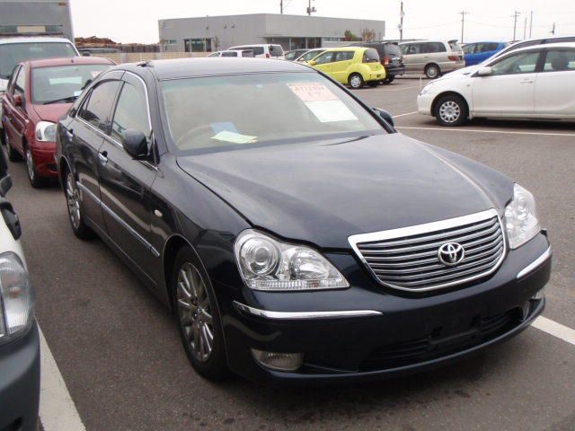 2005 Toyota Crown Majesta