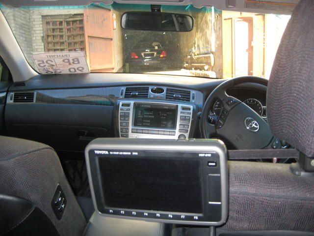 2005 Toyota Crown Majesta