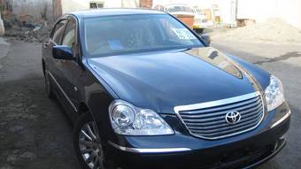 2005 Toyota Crown Majesta Pictures