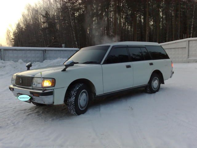 1999 Toyota Crown Wagon